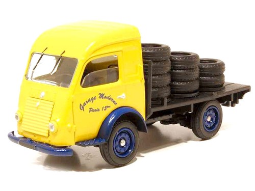 Renault goélette plateau pneu - goélette,