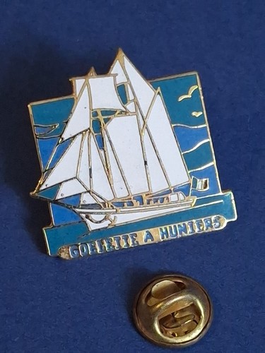 Pin émaillé bateau - pin's,